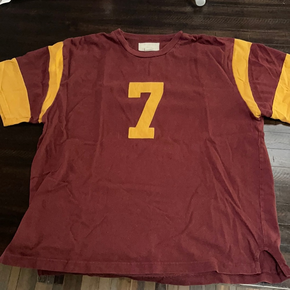 American Eagle Large T-Shirt